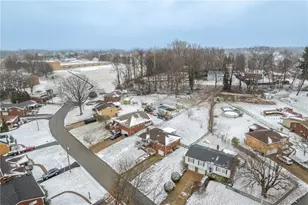 106 Windsor Dr, Hempfield Township, PA 15642 - Photo 29