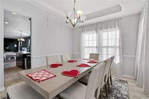 224 Foxwood Rd, Moon/Crescent Twp, PA 15108 - Photo 5