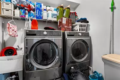 224 Foxwood Rd, Moon/Crescent Twp, PA 15108 - Photo 7