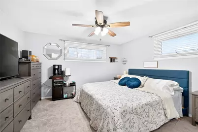 5224 Meadowcrest Rd, Pittsburgh, PA 15236 - Photo 9