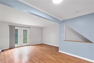 1233 Meadowbrook Dr, North Strabane, PA 15317 - Photo 5