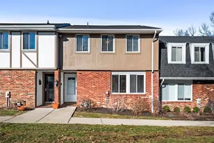 4467 Laurel Oak Dr, Hampton, PA 15101 - Photo 1