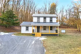 221 Oakdale Rd, Darlington Township, PA 16115 - Photo 3