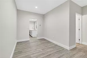 516 Carolyn Ave, Pittsburgh, PA 15202 - Photo 9