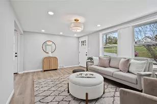 703 Parkview, Mount Pleasant Township, PA 15666 - Photo 3