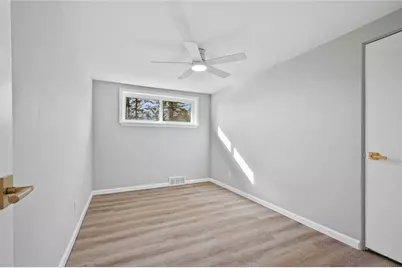 703 Parkview, Mount Pleasant Township, PA 15666 - Photo 17