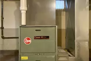 3 E Leasure, New Castle, PA 16105 - Photo 15