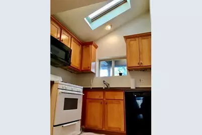 3145 Brackenridge St, Pittsburgh, PA 15219 - Photo 5