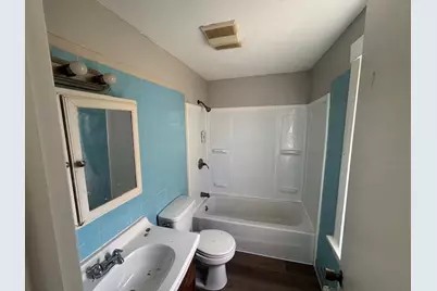 618 Farnsworth Ave, Clairton, PA 15025 - Photo 5