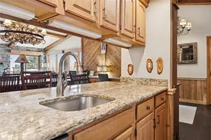 5228 Summit View Ct, Hidden Valley, PA 15502 - Photo 9