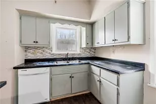 1035 Route 130, Hempfield Township, PA 15601 - Photo 15