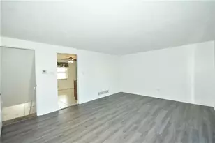 518 Magazine St, Scott Township, PA 15106 - Photo 5