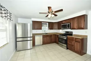 518 Magazine St, Scott Township, PA 15106 - Photo 7