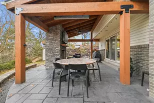 145 Woodshire Dr, Pittsburgh, PA 15215 - Photo 43