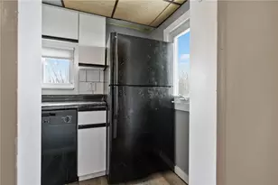 416 Cribbs St, Greensburg, PA 15601 - Photo 5