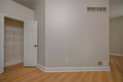 100 Summerlawn Dr, Bell Acres, PA 15143 - Photo 23