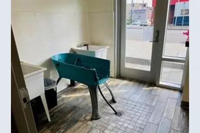 1655 Fifth Avenue #409, Pittsburgh, PA 15219 - Photo 3