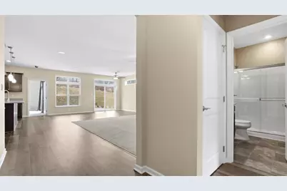 2046 Sir Patrick Drive, Cecil, PA 15057 - Photo 5