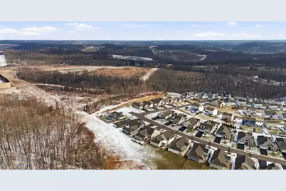 2046 Sir Patrick Drive, Cecil, PA 15057 - Photo 33