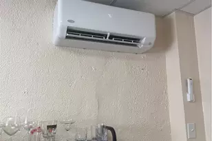 1918 Sarah St, Pittsburgh, PA 15203 - Photo 5