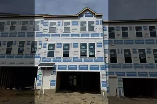 765 Olivia St, Collier Township, PA 15205 - Photo 1