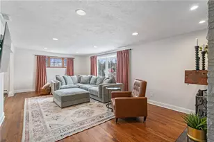 114 Orchard Hilands Dr, Venetia, PA 15367 - Photo 5