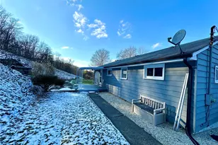 118 Foster Rd, Beaver Falls, PA 15010 - Photo 3