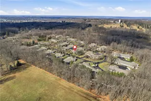 76 Stone Ridge Blvd, Hermitage, PA 16148 - Photo 7