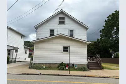 320 Main St, New Kensington, PA 15068 - Photo 1