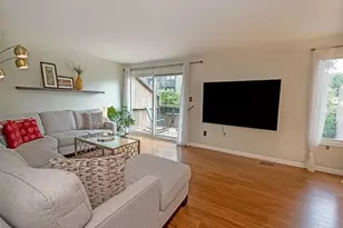 132 Locust Ct, Pittsburgh, PA 15237 - Photo 3