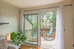 132 Locust Ct, Pittsburgh, PA 15237 - Photo 5