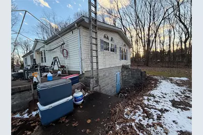 421 E Twin Ln, Clay Township, PA 16057 - Photo 3