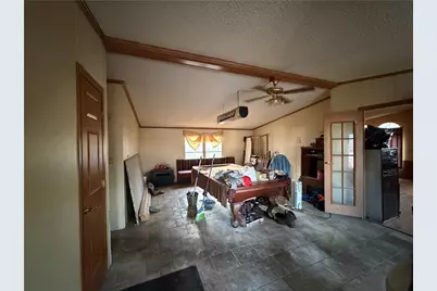 421 E Twin Ln, Clay Township, PA 16057 - Photo 7