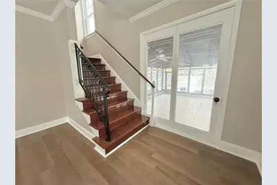 310 W Meyer Ave, New Castle, PA 16105 - Photo 9