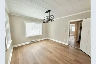 310 W Meyer Ave, New Castle, PA 16105 - Photo 5