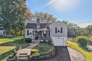 473 McCully St, White Oak, PA 15131 - Photo 1