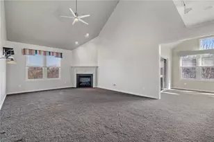 1359 Maplewood Cir, South Strabane, PA 15301 - Photo 15