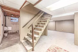 6077 Great Dane Dr, Bethel Park, PA 15102 - Photo 33