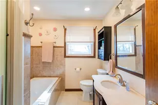 627 Tulip Dr, New Brighton, PA 15066 - Photo 13