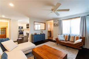 627 Tulip Dr, New Brighton, PA 15066 - Photo 7