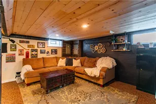 627 Tulip Dr, New Brighton, PA 15066 - Photo 29