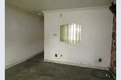 219 Camp Ave, Braddock, PA 15104 - Photo 13