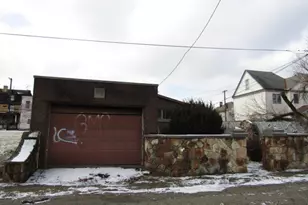 219 Camp Ave, Braddock, PA 15104 - Photo 5