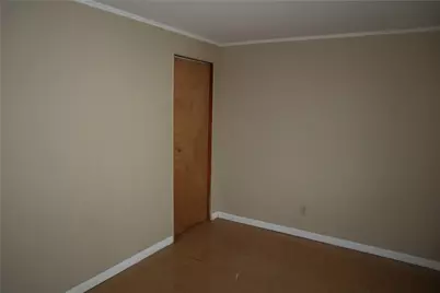 823 Crest Ave, Charleroi Boro, PA 15022 - Photo 17