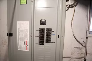 823 Crest Ave, Charleroi Boro, PA 15022 - Photo 23