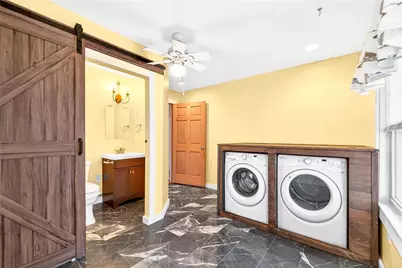 2533 Mayfield Ave, Harmony Township, PA 15003 - Photo 15