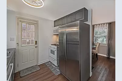 506 Somerville, Scott Township, PA 15243 - Photo 13