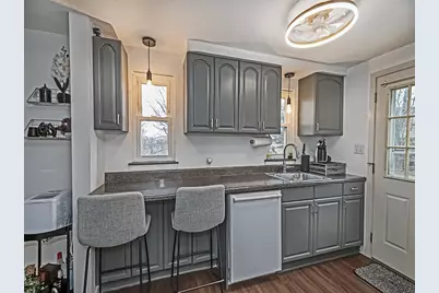 506 Somerville, Scott Township, PA 15243 - Photo 11