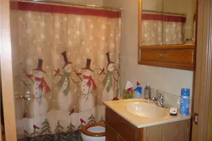 638 Lynn St, Hempfield Township, PA 15601 - Photo 15