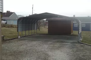 638 Lynn St, Hempfield Township, PA 15601 - Photo 29